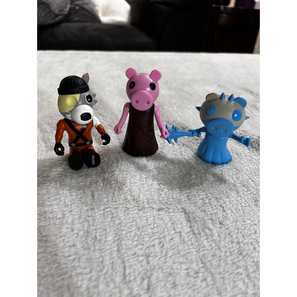 Roblox Action Figure‎ Lot Of Three  Piggy